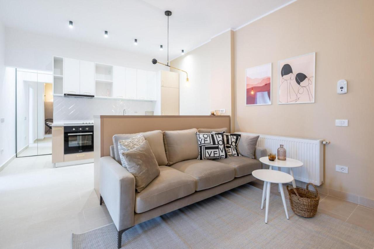 Fabulous Apartament With View In Calea Victoriei ブカレスト エクステリア 写真