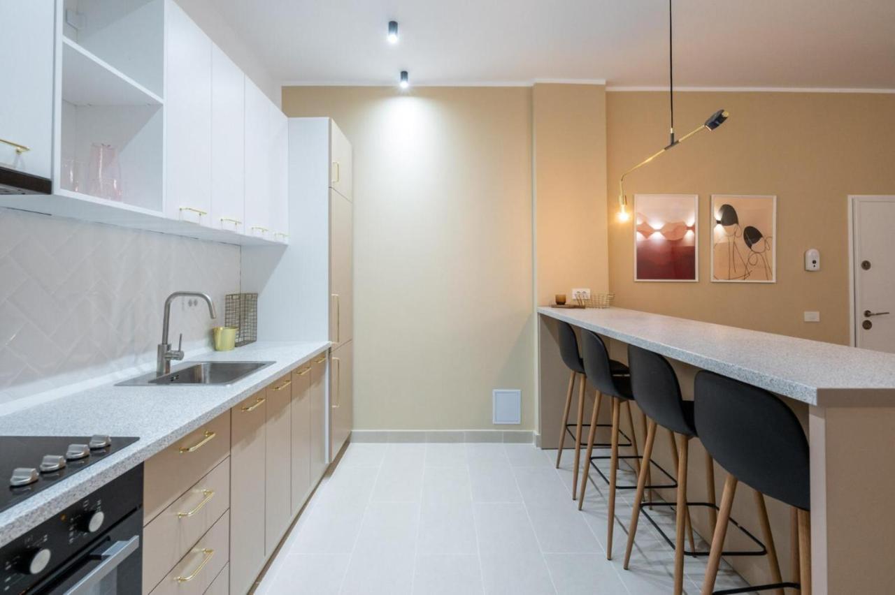 Fabulous Apartament With View In Calea Victoriei ブカレスト エクステリア 写真