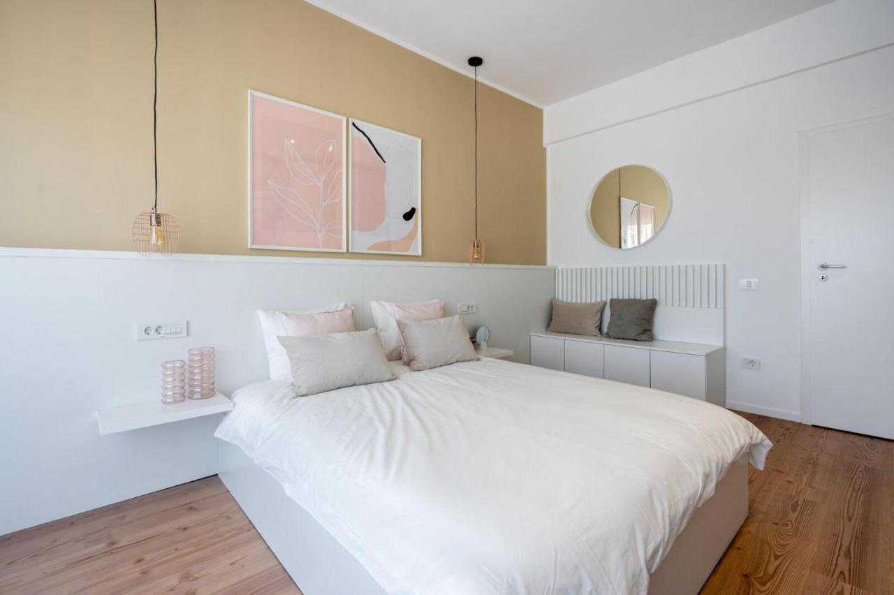 Fabulous Apartament With View In Calea Victoriei ブカレスト エクステリア 写真
